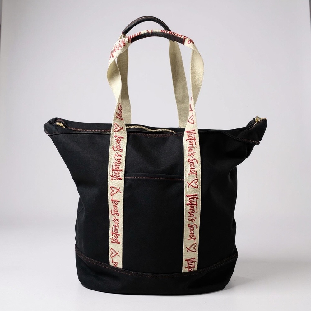 🖤 Victoria’s Secret Canvas Zip Tote 👜 Black with Heart Script Logo‎ Straps